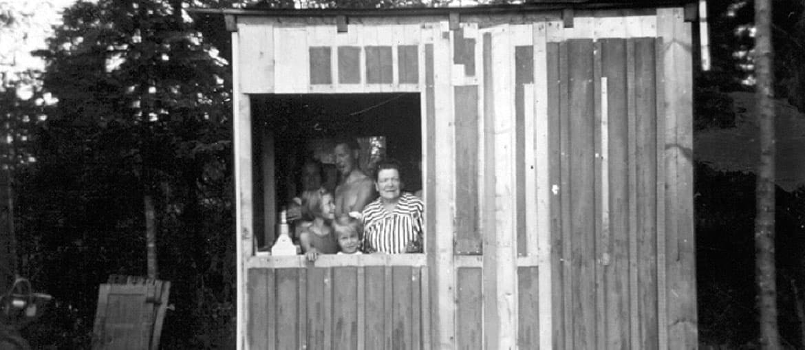 Sven Holvander i gottkiosken, 1954